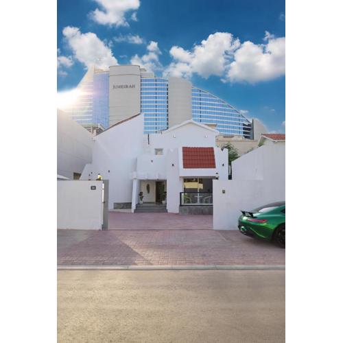 Beautiful private villa with pool