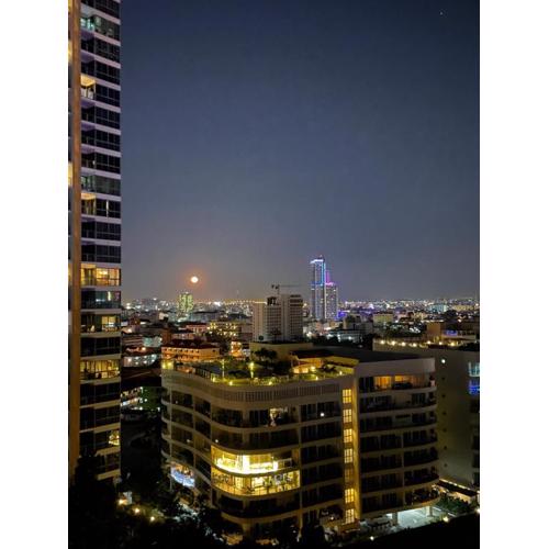 Beautiful Sea View apparment top central quite location pattaya