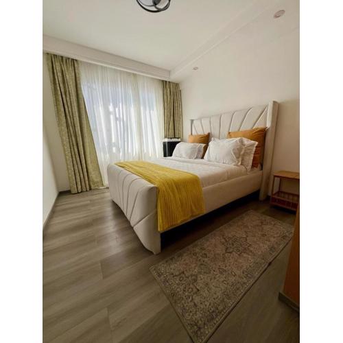 Beautiful serviced Skyline Escape 1BR