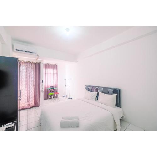 Beautiful Studio at Gunung Putri Square Apartment By Travelio