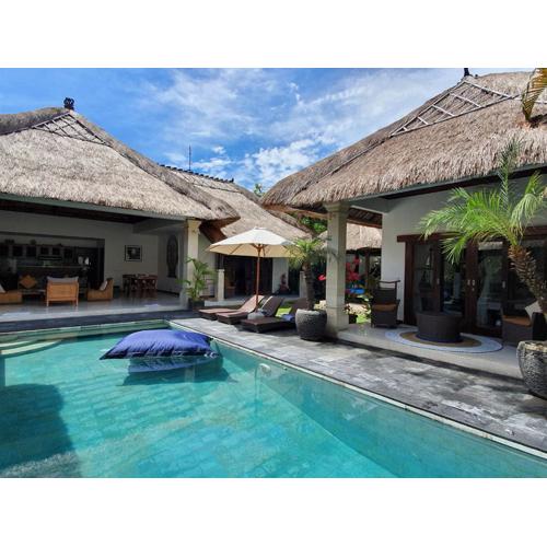 Beautiful Villa Indah