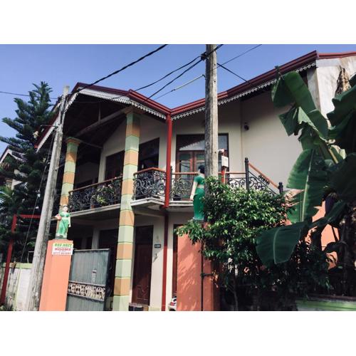 Bee Nest Bed & Breakfast