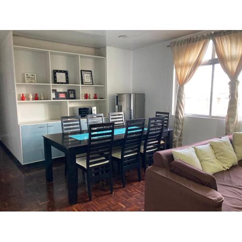 Belgian Home Near Mansion House 12 pax