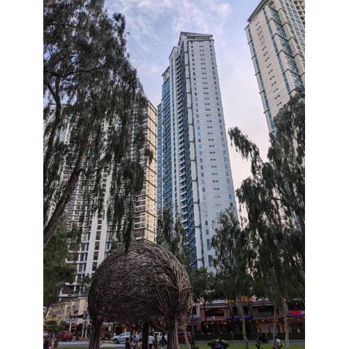Bellagio One Bedrroom BGC Burgos Circle by Christine Suites PH