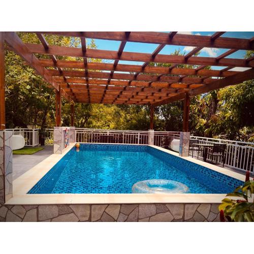 Belle Montagne Holiday Apartments