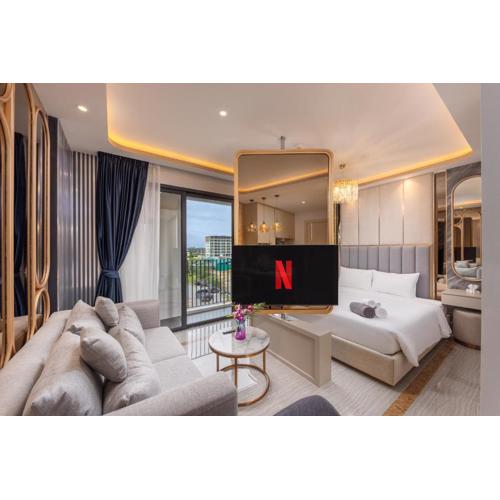 Bellevue Lagoon Premium Apart Hotel by TropicLook
