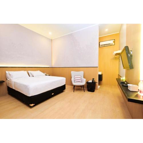 Berlian Abadi Hotel by Sinergi