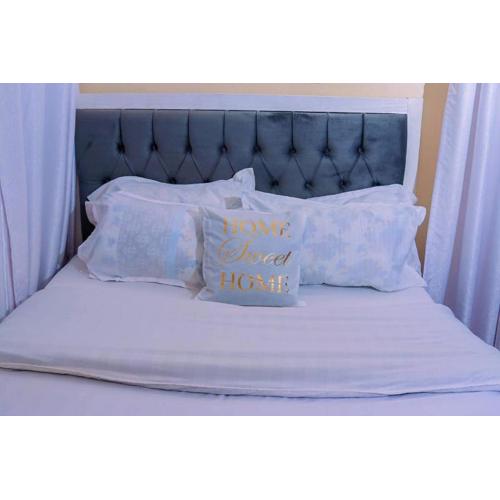 Berry's Furnished Apartment