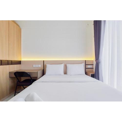 Best and Nice Studio at Sky House BSD Apartment near AEON Mall By Travelio