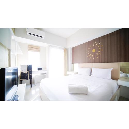 Best Choice and Comfy Studio at Orchard Supermall Mansion Apartment By Travelio