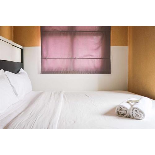 Best Deal 2BR Apartment Suites @Metro By Travelio