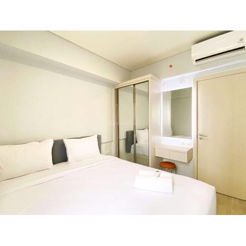 Best Deal and Cozy 3BR Meikarta Apartment By Travelio