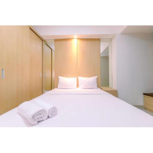 Best Deal and Cozy Studio Oasis Cikarang Apartment By Travelio