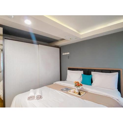 Best Deal and Homey Studio Apartment at Amethyst By Travelio