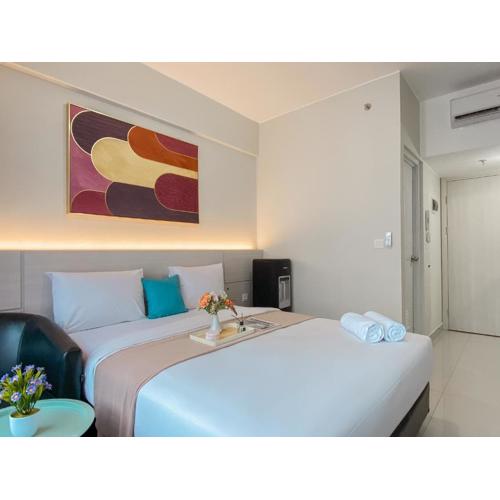 Best Place and Restful Studio at Apartment Springlake Summarecon Bekasi By Travelio