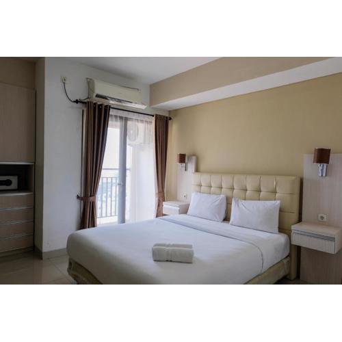Best Price Studio Apartment at Atria Residence near Mall By Travelio