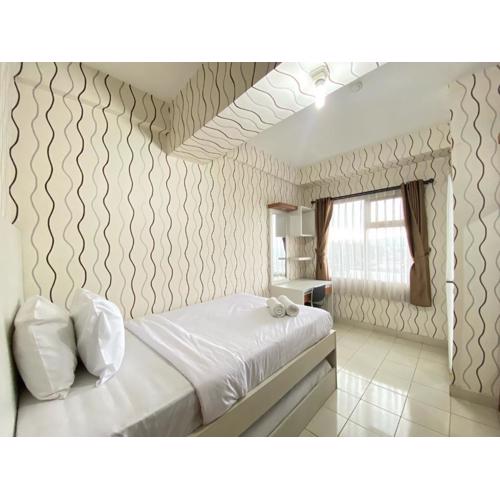 Best Price Studio Apartment at Easton Park Residence Jatinangor By Travelio
