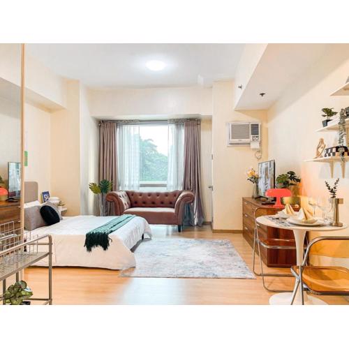 Best Staycation in BGC Central #aatft13j