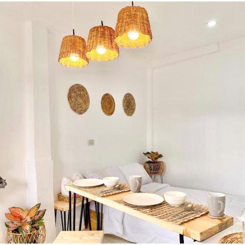 Best studio flat w/ NETFLIX near airport and beach!