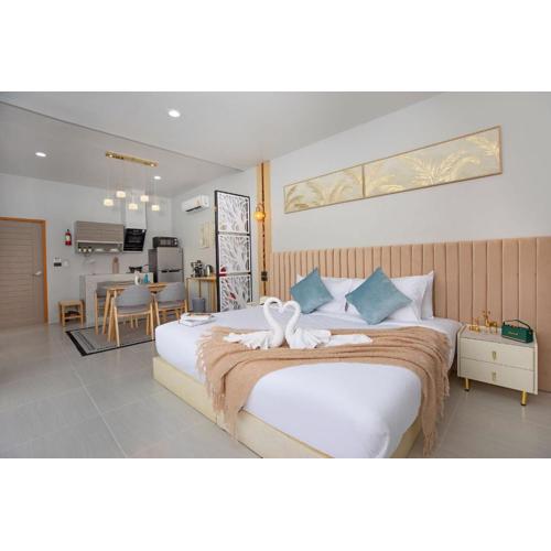 Best Time Pool Suites