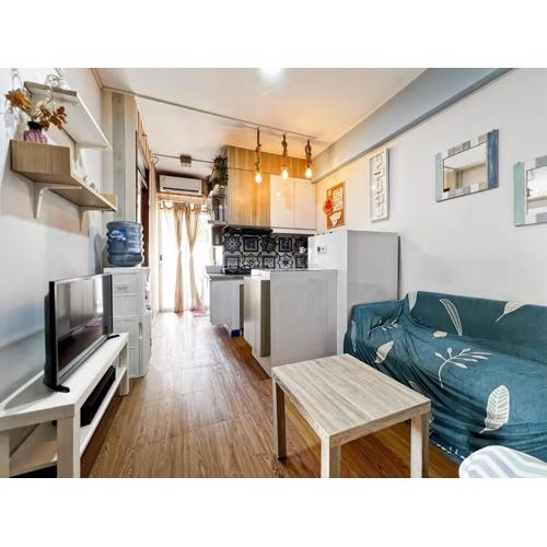 BEST View 2BR Apt Pluit with Pool WiFi & Netflix by 2ndHome