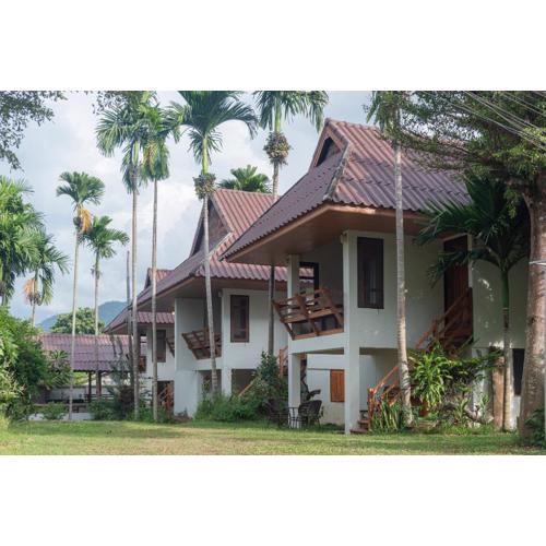 Betel Palm Village - Casa Retreat