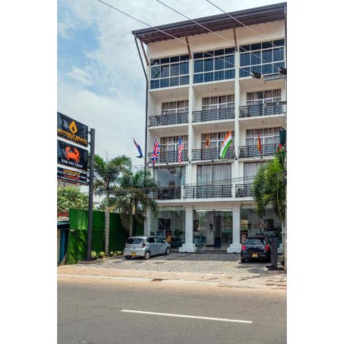 Beverly Beach Negombo