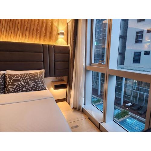 BGC Cosy Hotel Vibe Uptown Parksuites Studio