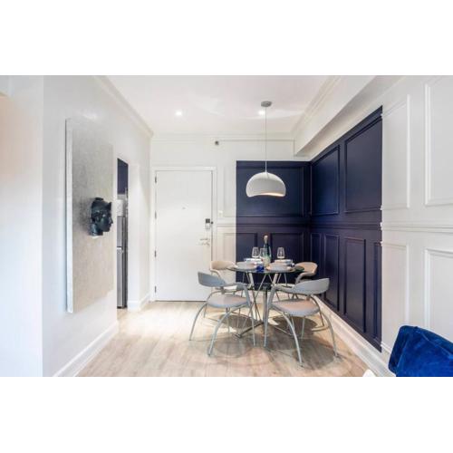 BGC Designer Pad Near Shops Dining Nightlife