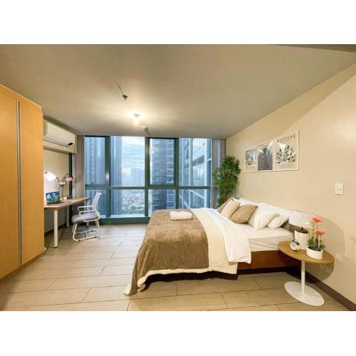 Bgc Staycation Across Uptown Mall #oursw29f