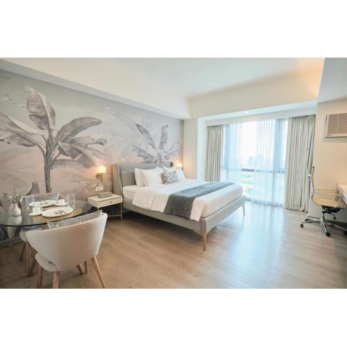 BGC Suite with Golf Course View