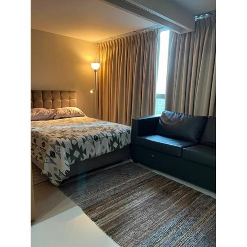 BGC Uptown Mall Suite