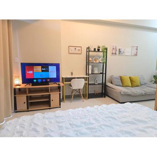 BGC Uptown Parksuites Cosy 1 Bedroom Suite with balcony 300MBPS wifi