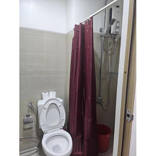 BIG CUT, END UNIT in SHORE RESIDENCES