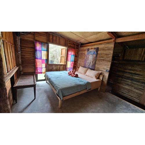 Big Hug Home - Sa med kaw