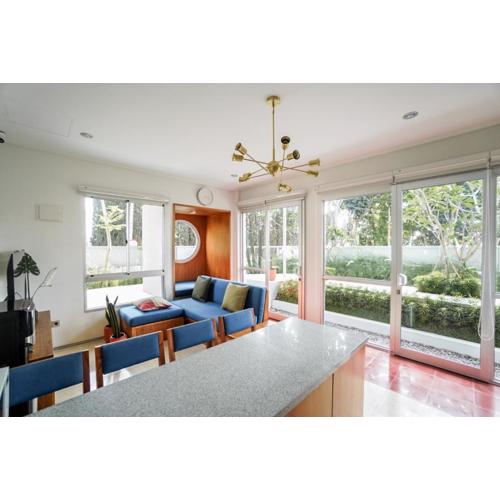 Big Pet Friendly Family Villa, Coney Ville