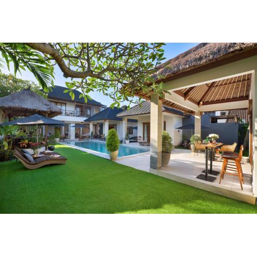 Big PRIVATE 11 Bed, 12,5 Bath, Rosefield Villa with POOL, close to the beach