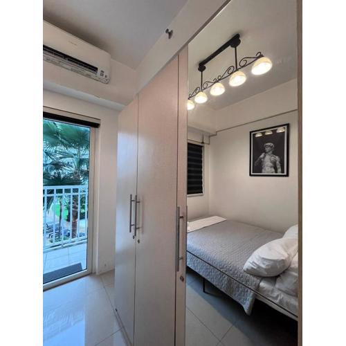 Biglaang Lakad by Metro Staycation