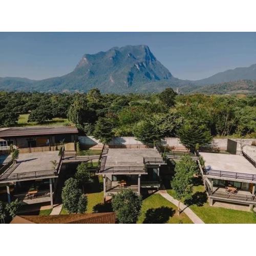 Black Bears Resort & Onsen