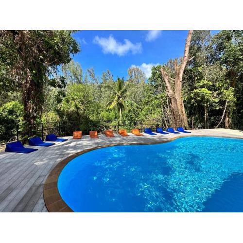 Blanco Hostel Lanta 18 to 35