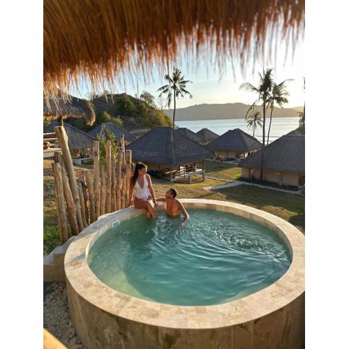 Bleu MATHIS Gili Asahan