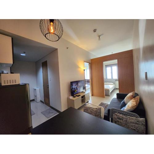 Bloom Residences Condo 2Br
