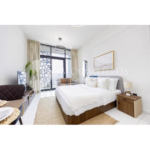 Bloomfields Homey Stu The Gate Masdar