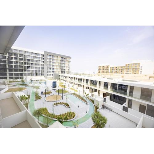 Bloomfields Snug Stu The Gate Masdar