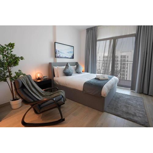 Bloomfields Stu Canal View Waters Edge Yas Island