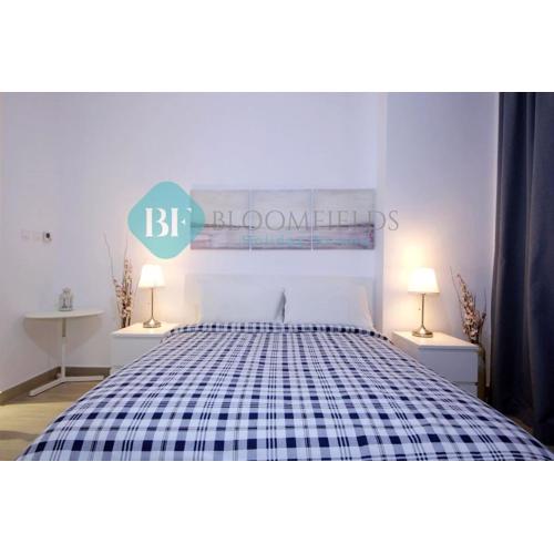 Bloomfields Stu Canal View Waters Edge Yas Island