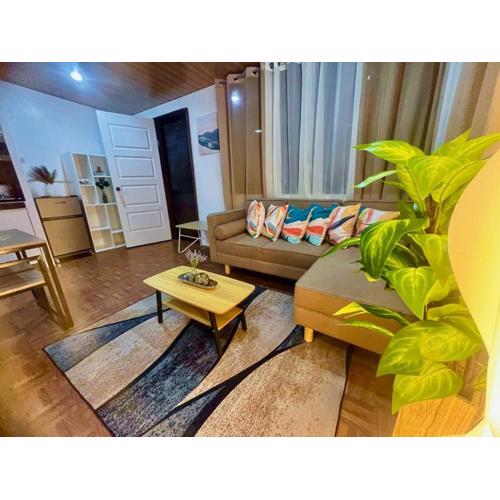 Bloomstone Urban Chill Cabin