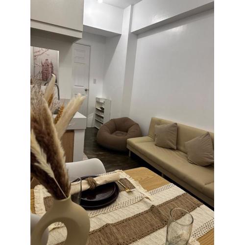 Bloq Residences Sikatuna 2 Unit 1616