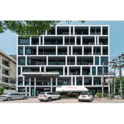 Blu Monkey Hub and Hotel Phuket Town- Free All Day Coworking space