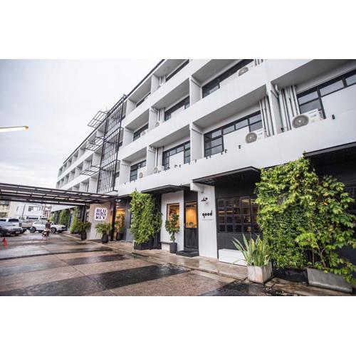 Blu Monkey Hub & Hotel Surat Thani